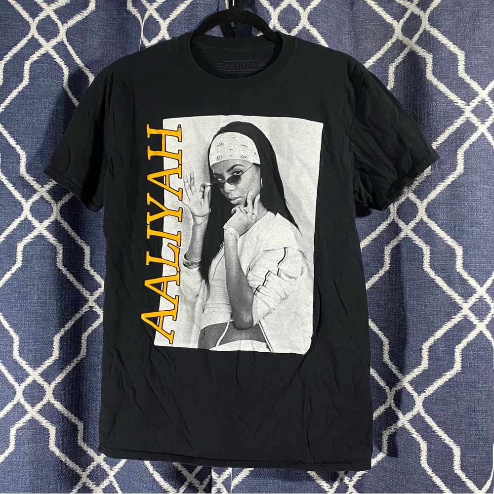 Aaliyah Graphic T-shirt
